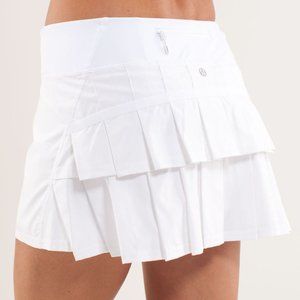 Lululemon Run Pace Setter Skirt Size 4 White Tennis Golf Regular Tiered Shorts